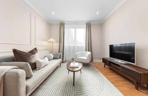 Harrow Road Apartment | Designer Home in Central London