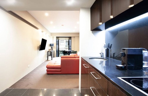 Elizabeth Bay Apartment | Designer, luxury apartment - Potts Point w/parking
