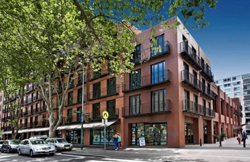 Elizabeth Bay Apartment | Designer, luxury apartment - Potts Point w/parking
