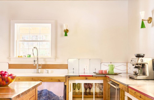 Roxbury Other | Designer Mountain Farmhouse ~ Hot Tub ~ Sunset Porch ~ Chef's Kitchen ~ Firepit