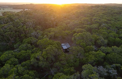 Scott River House | Designer off -grid tiny house in bushland near the coast and Margaret River