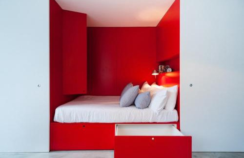 Potts Point Apartment | Designer Pad with a View