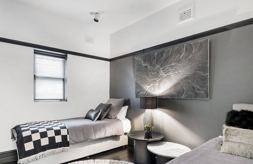 Botany House | DESIGNER RETREAT!