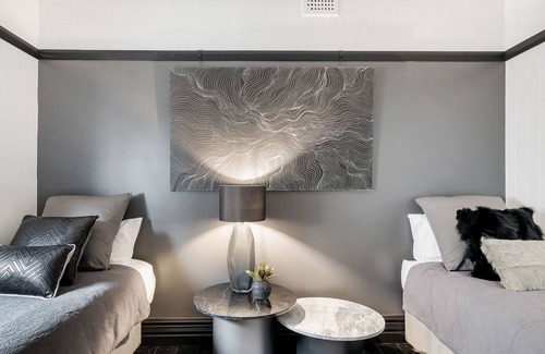 Botany House | DESIGNER RETREAT!