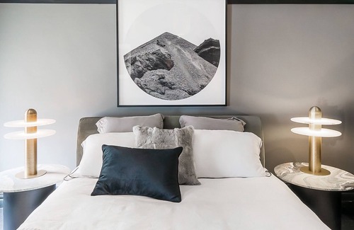 Botany House | DESIGNER RETREAT!