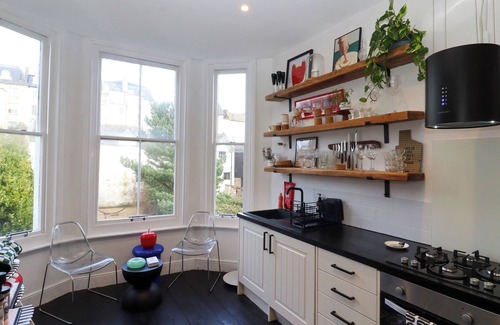 St Leonards-On-Sea Cottage | DESIGNHOUSE., pet friendly, with open fire in St Leonards-On-Sea