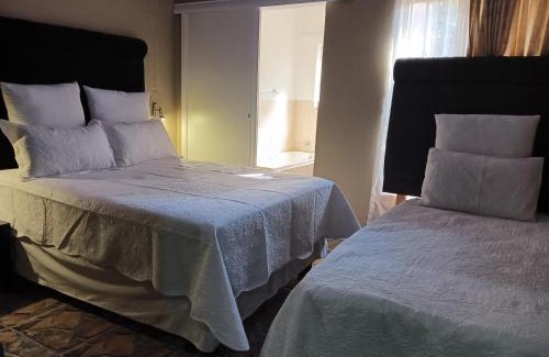 Rustenburg House | Desita La' Guesthouse