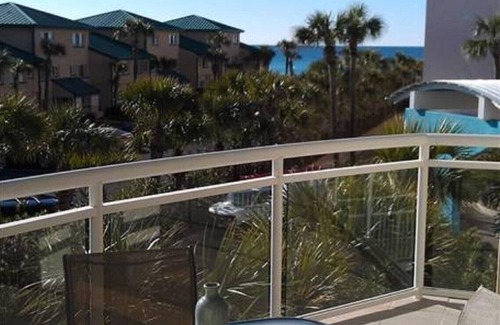 Fort Walton Beach Villa | Destin West Villa 301, oceanview, wraparound balcony, lazy river, 6 pools, beach