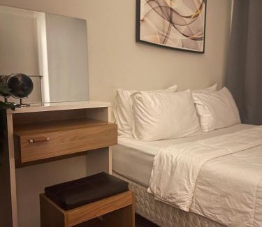 San Antonio Apartment | Destina at Air Residences Makati MetroManila, Netflix