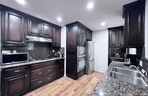 Southwest Anaheim House | Destination #15