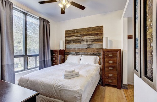 Saint Henri Hotel | Destination Stays Griffintown Montreal