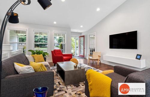 Saugatuck House | Destined for Relaxation