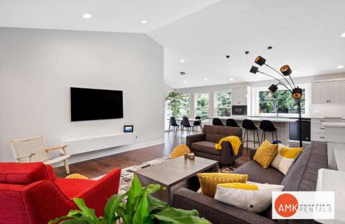 Saugatuck House | Destined for Relaxation