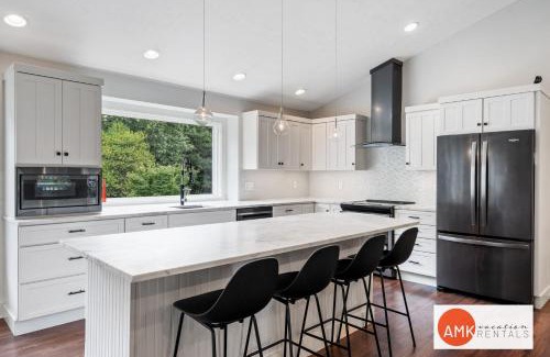 Saugatuck House | Destined for Relaxation