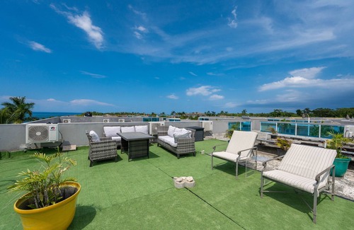 St. Ann's Bay House | Destiny