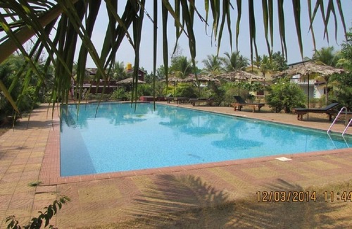 Varca Villa | Detached 2 Bedroom 3 Bathroom en-suite Beach Villa overlooking Swimming Pool