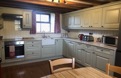 Dolgellau Cottage | Detached authentic Welsh cottage with magnificent views and large mature garden