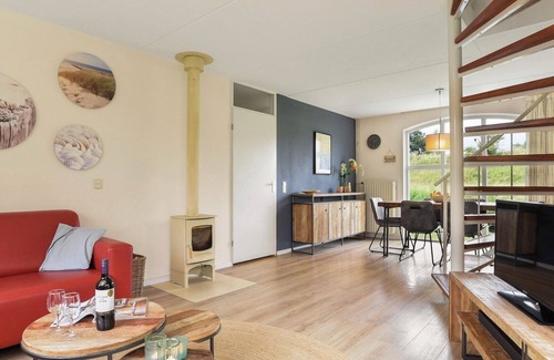 Brouwershaven Cottage | Detached bungalow for 6 persons