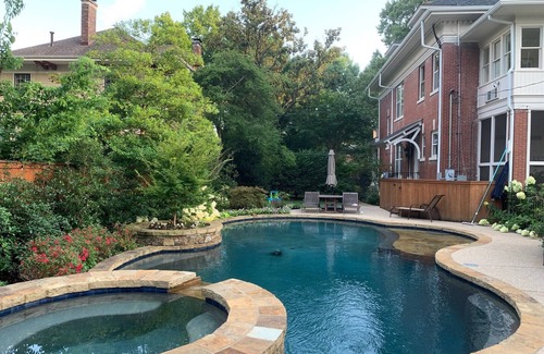 Evergreen Apartment | Detached condo near Overton Park, Memphis