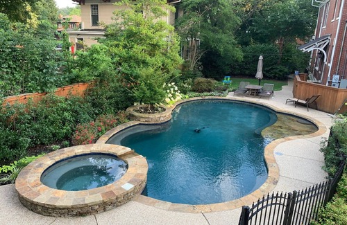 Evergreen Apartment | Detached condo near Overton Park, Memphis
