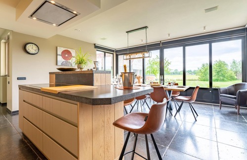 Maldegem House | Detached country house with wellness