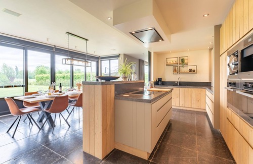Maldegem House | Detached country house with wellness