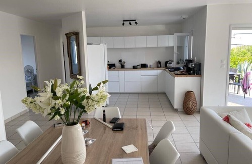 Meschers-sur-Gironde House | Detached house 1.2Km walk from the beach
