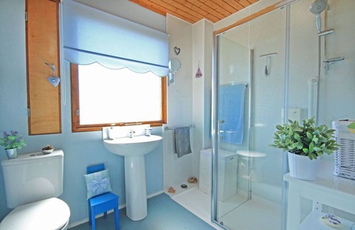 Dornoch Apartment | Detached Holiday Home with spectacular views of Dornoch Firth.
