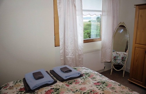 Dornoch Apartment | Detached Holiday Home with spectacular views of Dornoch Firth.