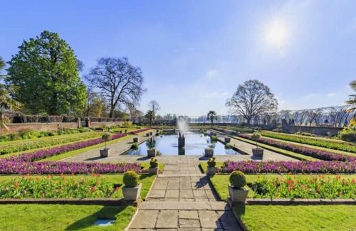 Little Venice Apartment | Detached house with FREE PARKING in Little Venice near Paddington Hyde Park