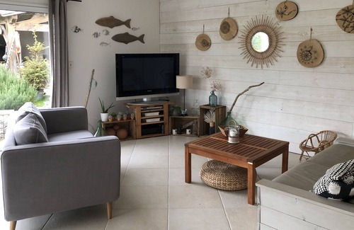 Marsilly House | Detached house with garden near the sea