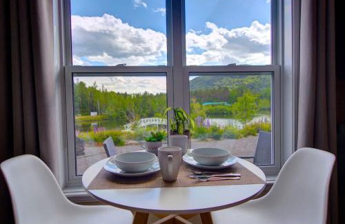 Saint-Brigitte-de-Laval House | Detente Nature bord de Lac #4 - Spa Sauna & Foyer