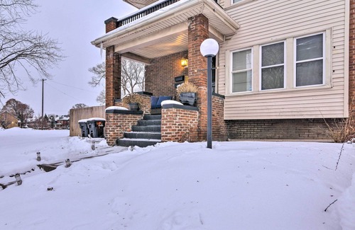 New Center Detroit Apartment | Detroit Apartment - 5 Mi to Downtown!