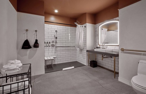 Downtown Detroit Hotel | Detroit Foundation Hotel