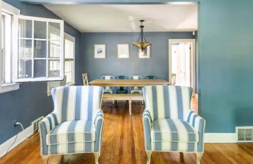 Detroit Apartment | Detroit Oasis-city location with suburban perks