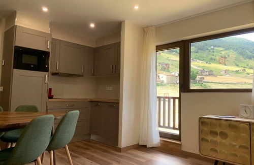 Soldeu Apartment | Deusol Incles complex Sky Tartel or Soldeu tracks