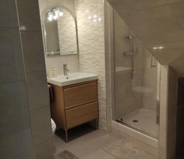 Valenton Apartment | deux pièces calme sur jardin