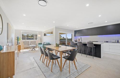 Central Mudgee House | Devan House - An Entertainers' Retreat Close to Town