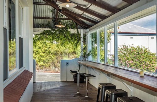 Albany House | Devine's on Stirling