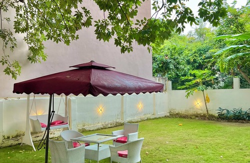 Greater Noida Villa | Devmad Homestay cozy villa nTranquil 2-bedroom villa in Greater Noida with AC