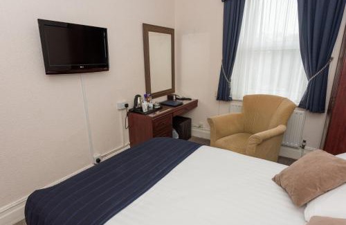 Eastbourne Seafront Hotel | Devonshire Park Hotel