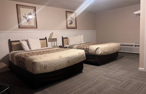 Miller Hotel | Dew Drop Inn Motel by OYO Miller SD
