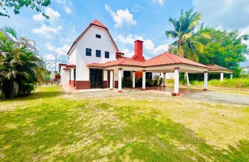 Alor Gajah House | DFaro 5R Pool Villa