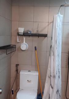 Socorro Apartment | DG CONDOTEL @MANHATTAN PLAZA T2 STUDIO WITH BALCONY , 50 INCH TV AND UNLI WIFI @Araneta Cubao Quezon City Philippines