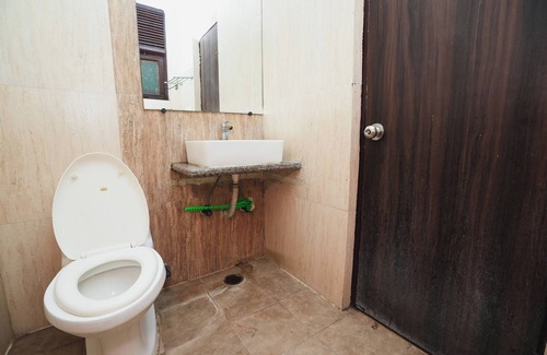 Noida House | Dharam Villa Guest House Near Sector 15 Metro Station