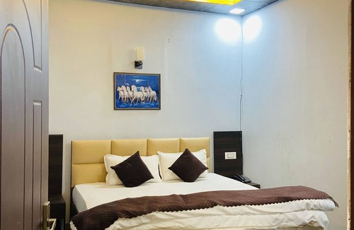 Rishikesh Hotel | Dharohar Homestay