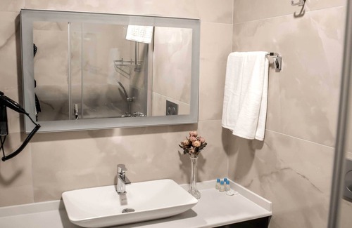 Osmangazi Hotel | DİMEN HOTEL