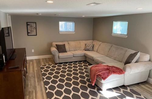 Dupont House | DIA HideAway -2BR, 15 min from DIA DT, Anschutz MD