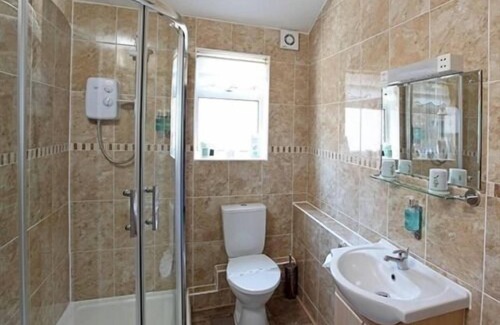Great Yarmouth House | Diadem Hotel - Formerly The Shrewsbury Guest House