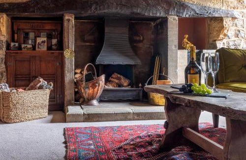 Bakewell House | Dial Cottage - Bakewell Pass The Keys